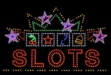 Meja Texas Hold'em Bonus di studio dealer langsung pelitaslot dengan kartu komunitas di tengah